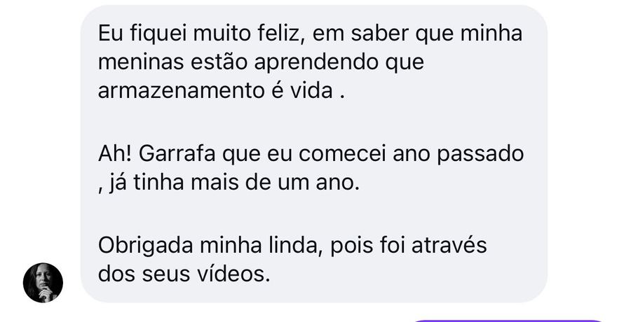 Print de mensagem recebida por Cinthia no direct do Instagram.